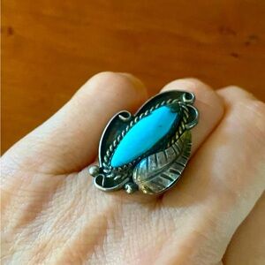 Vintage Native American Sterling Silver Feather Turquoise Ring size 6